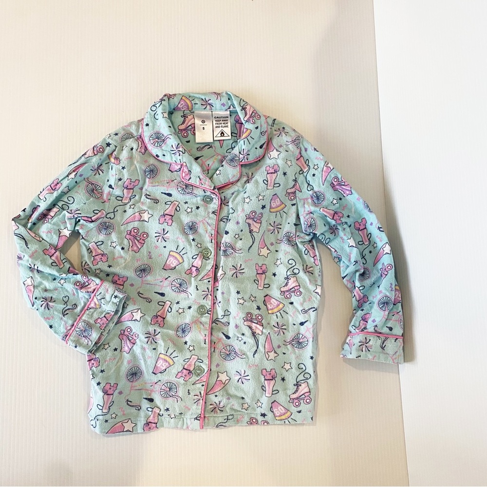 COPY - Girls size 5 pyjama bundle - Picture 7 of 11